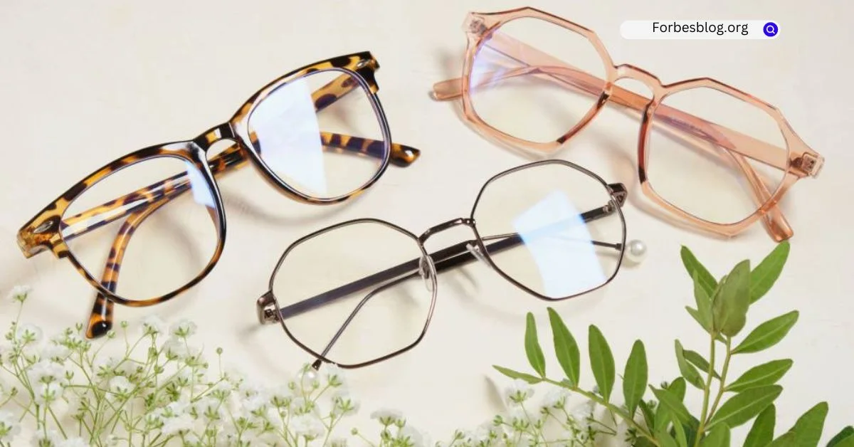 Eyeglasses trends